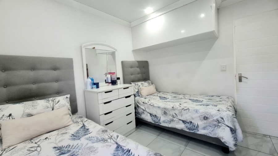 To Let 2 Bedroom Property for Rent in Belhar Western Cape